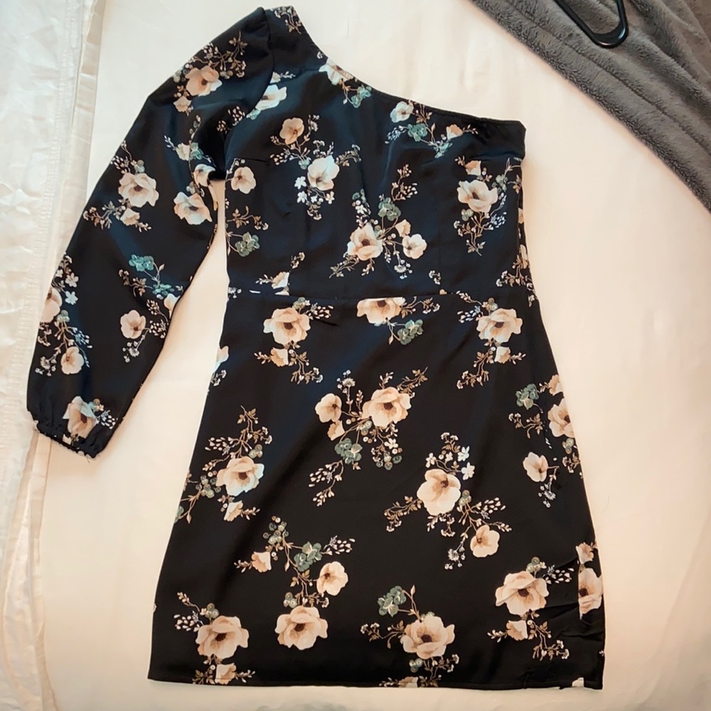 NWT Abercrombie One Shoulder Floral Dress, sz S